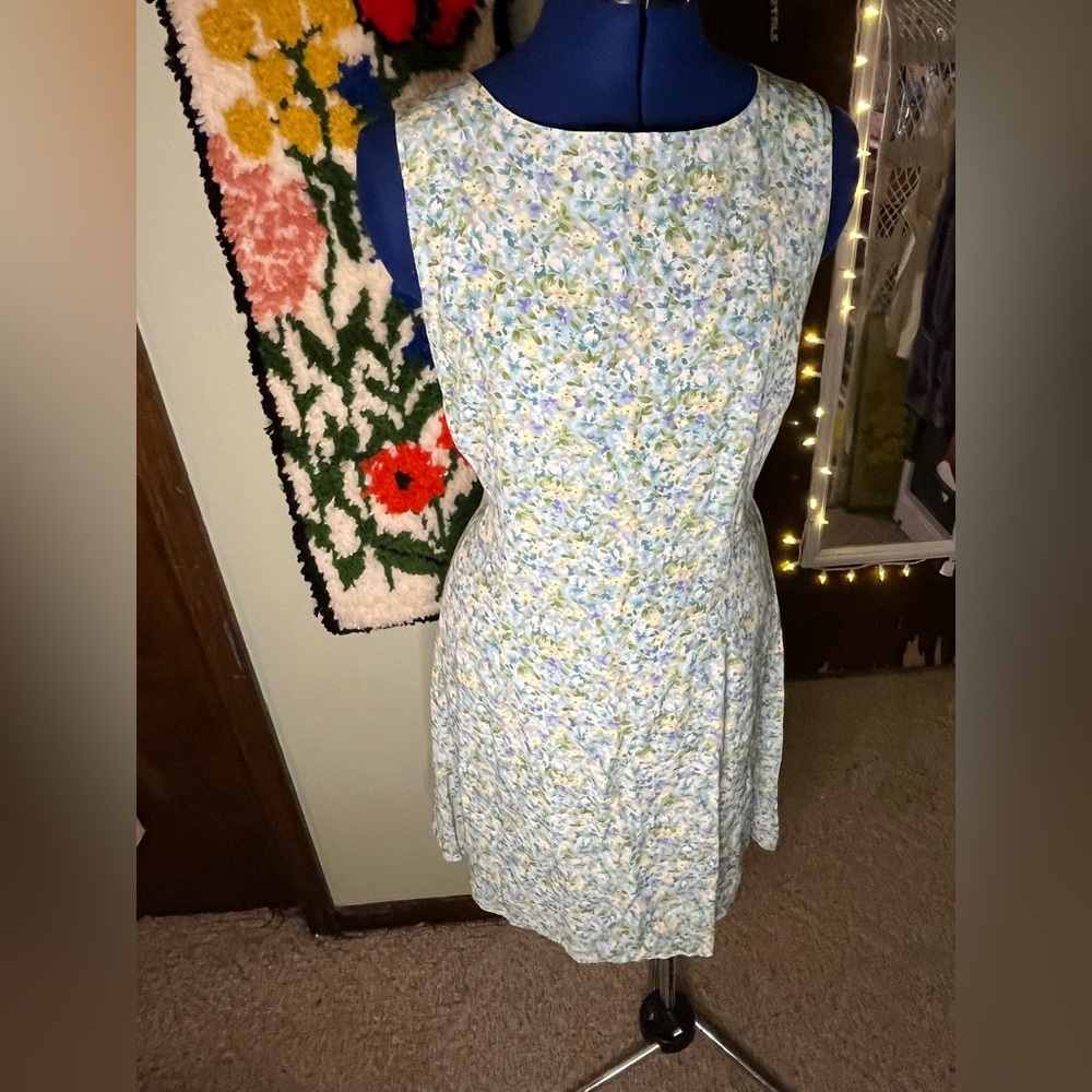 Chic Floral Midi Dress in Blue and Green